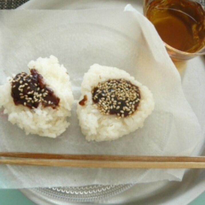 五平餅風？　甘味噌焼きおにぎり